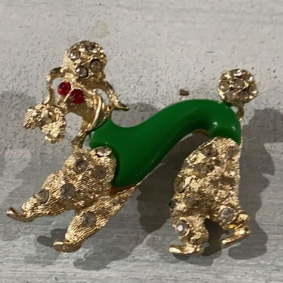 Charming Vintage Rhinestone Green Poodle Pin - Picture 3 of 6